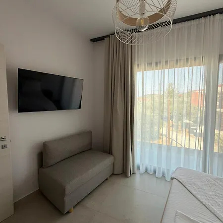 Marangeon Luxury * Скала-Каллирахис