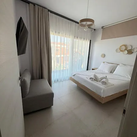 Marangeon Luxury * Скала-Каллирахис